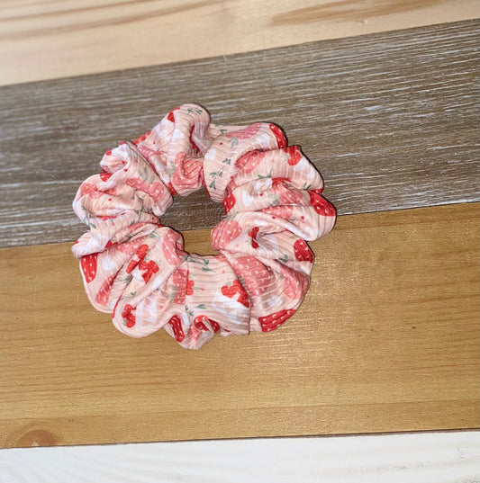 Berry Love Large Scrunchie